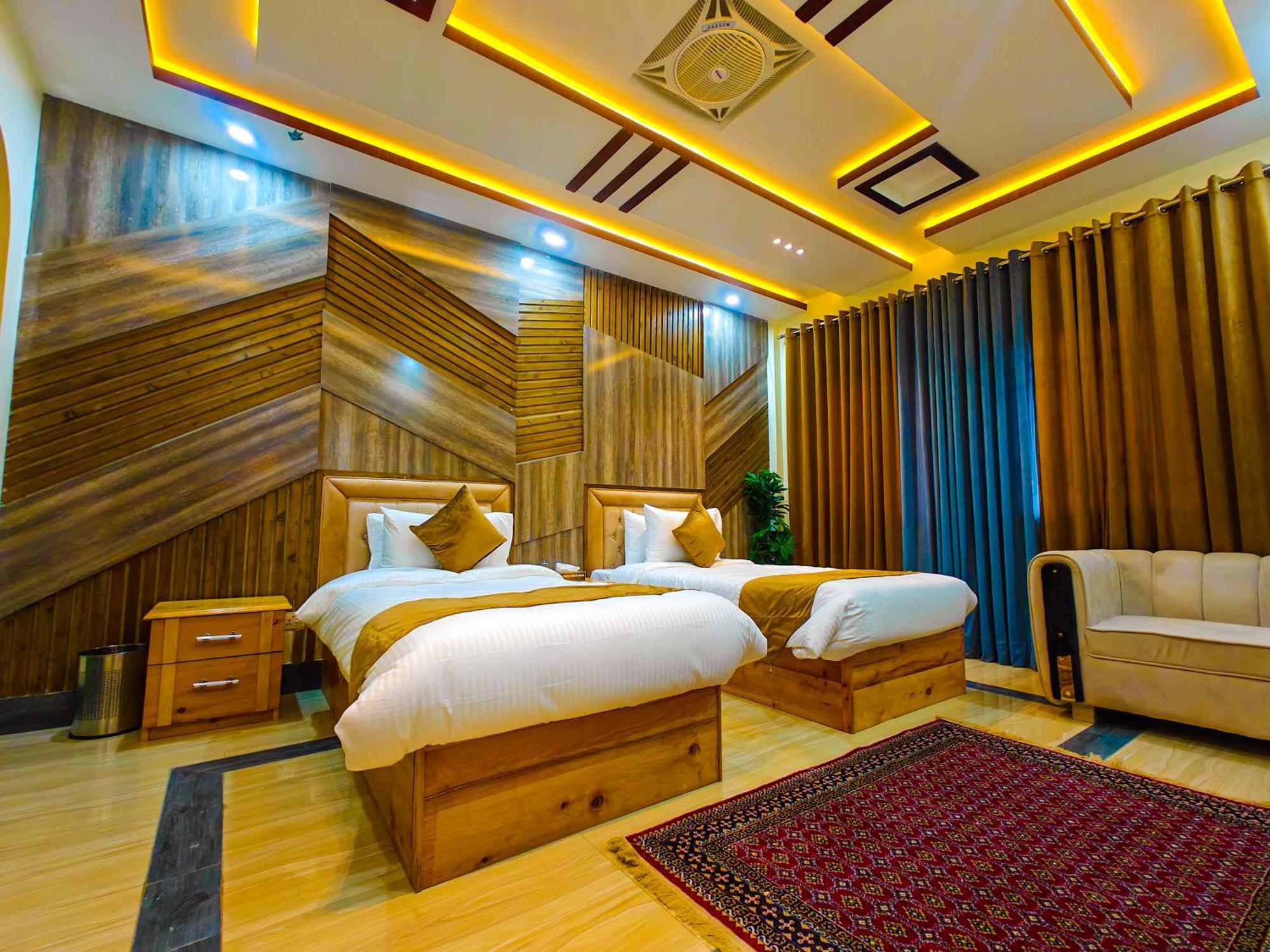 White Forest Hotel Kalam Ngoại thất bức ảnh