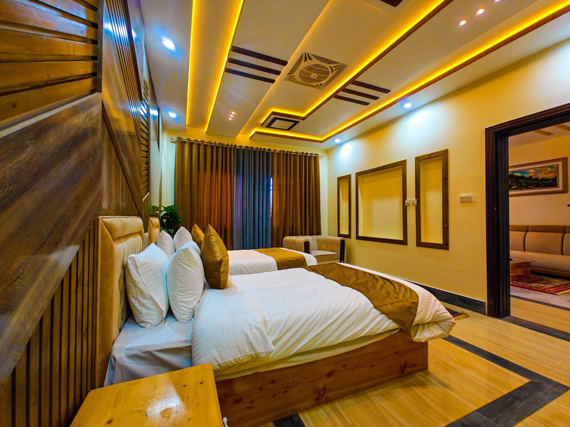 White Forest Hotel Kalam Ngoại thất bức ảnh